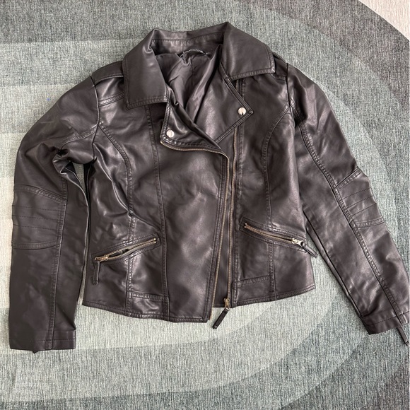 NWT Faux Leather Jacket Moto Zipper Sleeve Women’s M - Picture 2 of 10